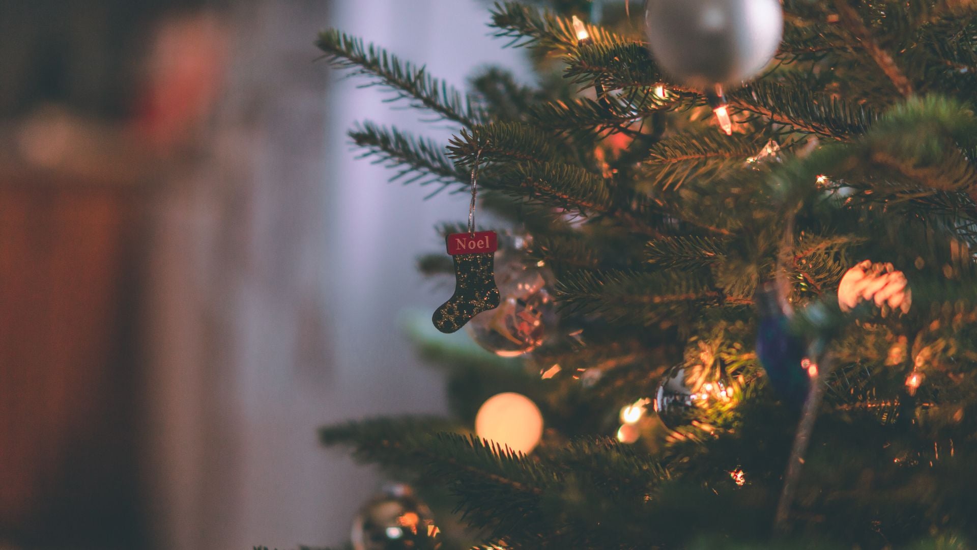 Ho ho holiday spending. Here are ideas on surviving December with your savings in tow.