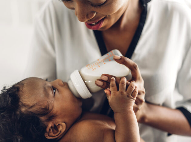 We think our newborn could be allergic to cow’s-milk formula. What are the signs?