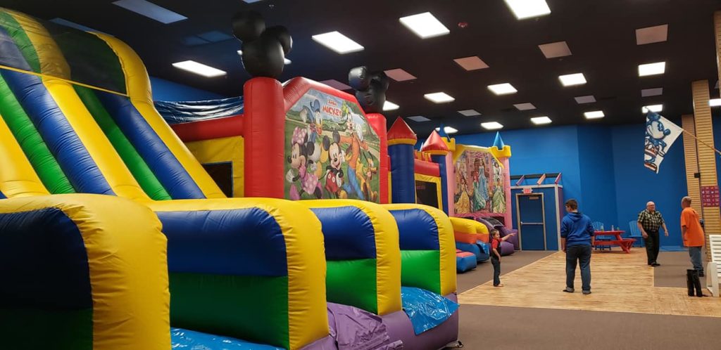 lakes bounce house