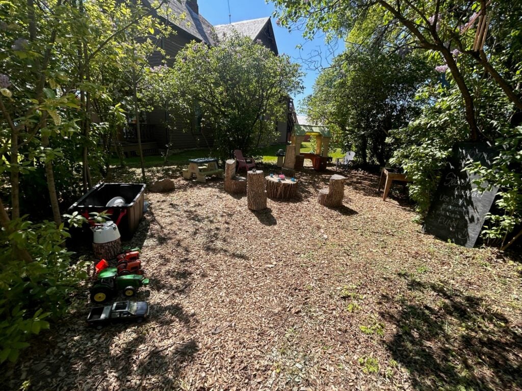 secret garden area at Historic Eidem Farm in brooklyn park
