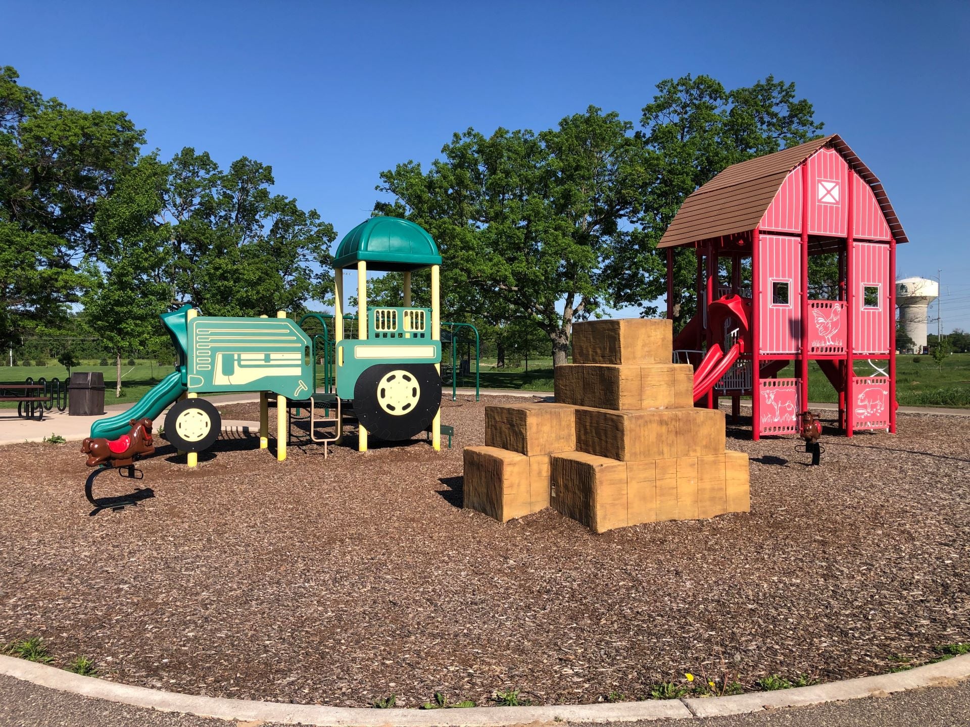 farm themed park in blaine minnesota