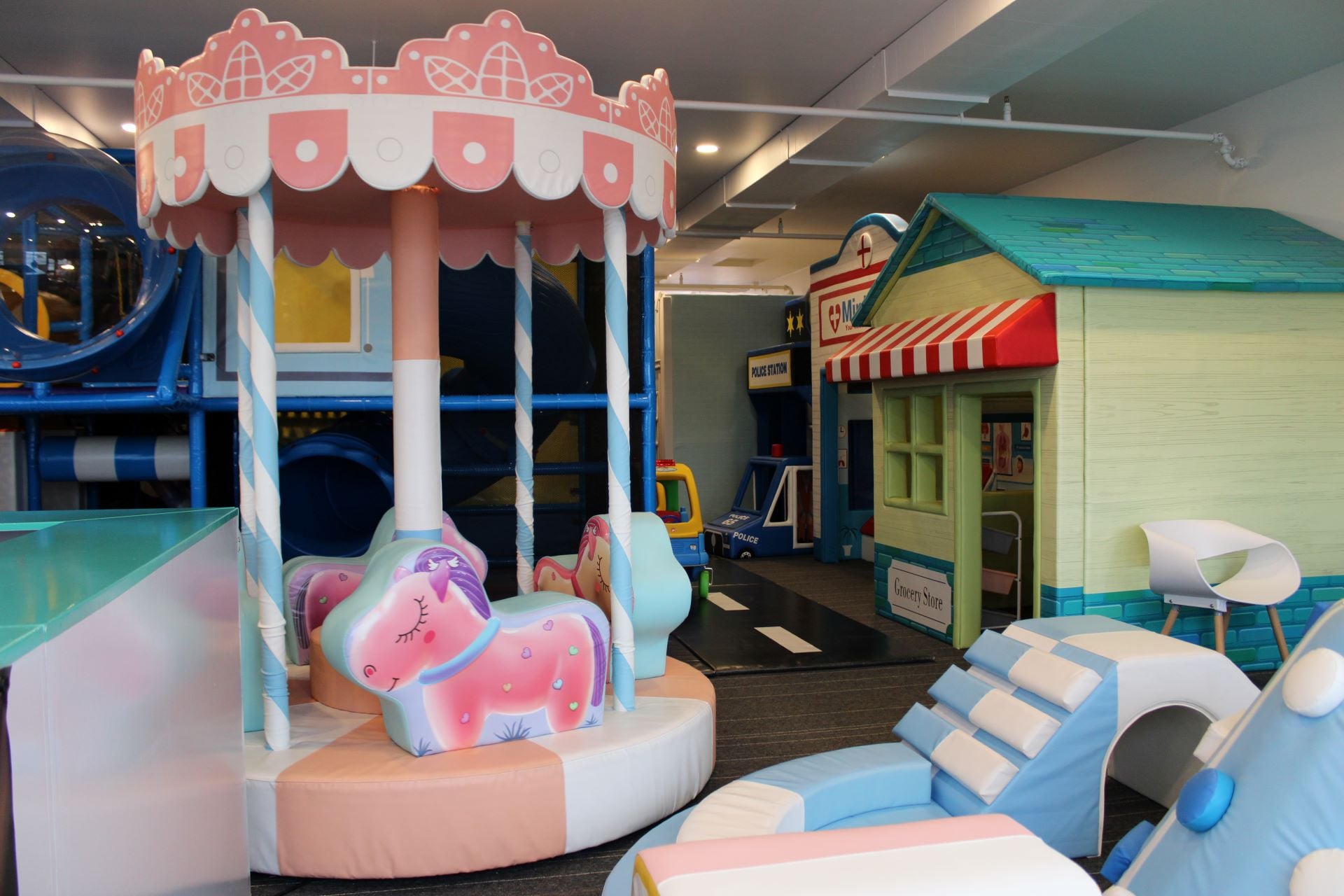 Little North Playland: Isanti Indoor Place Space
