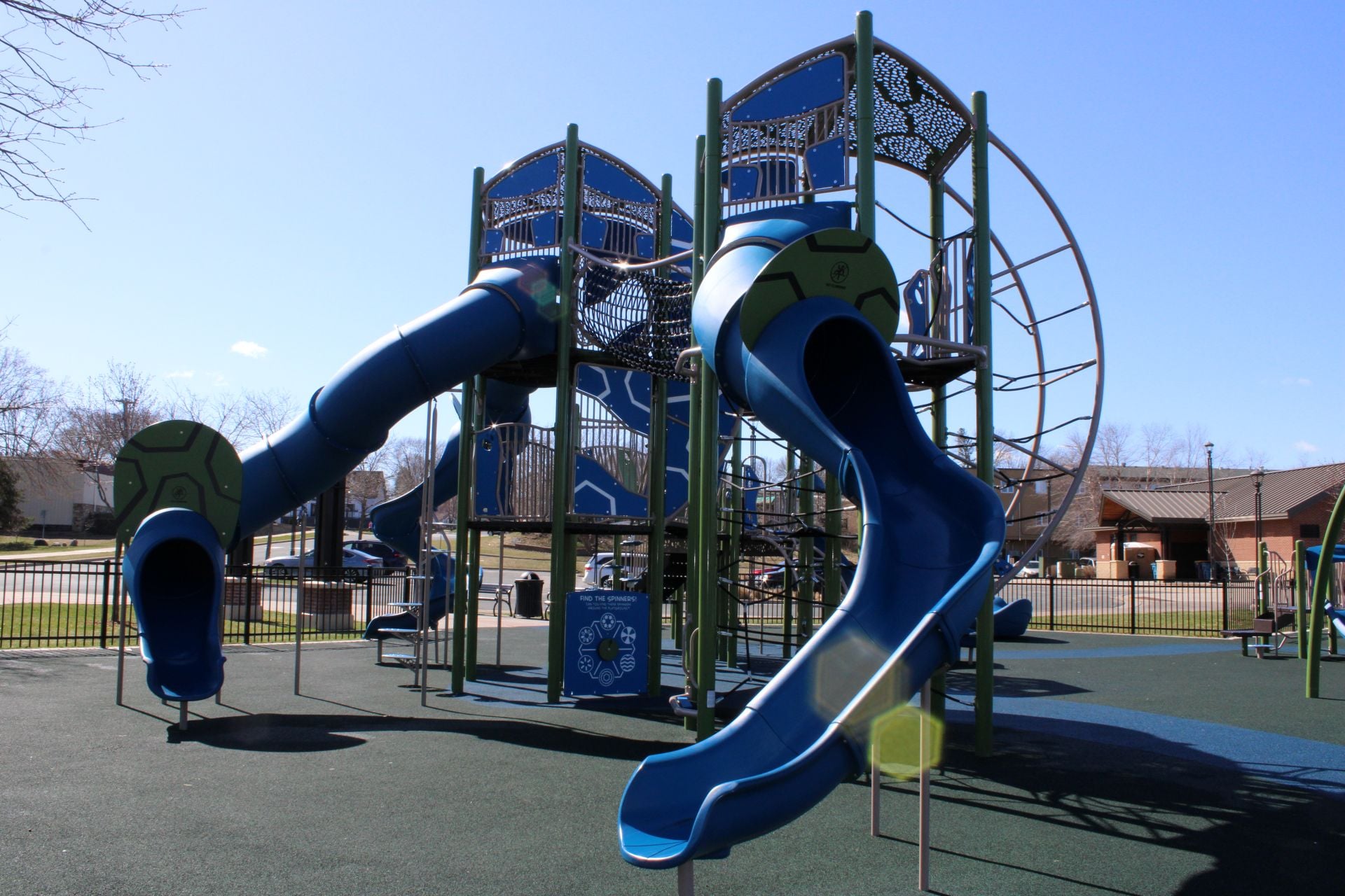 playground in shakopee along minnesota river